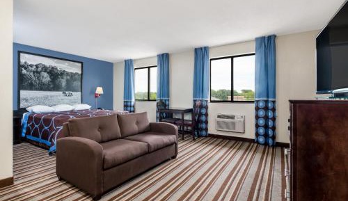 King Studio Suite - Non-Smoking