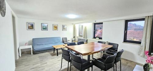 Three-Bedroom Apartment with Balcony