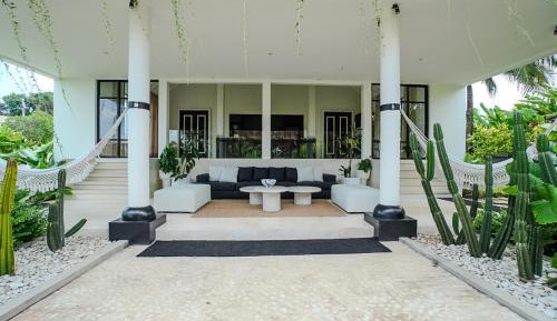 Deluxe Villa