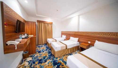 Triple Room with Bathroom