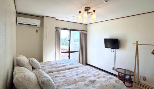 Twin Room with Balcony