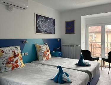 Queen Room