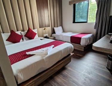 Basic Triple Room