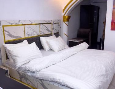 Large Single Room