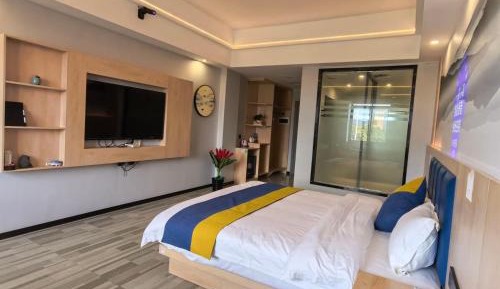 Superior Queen Room