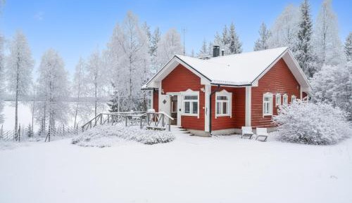 Two-Bedroom Apartment with Lake View