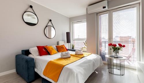 Studio with Sofa Bed