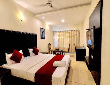 King Room with Balcony