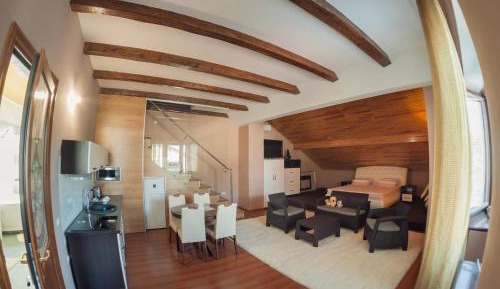 Luxury Two-Bedroom Apartment