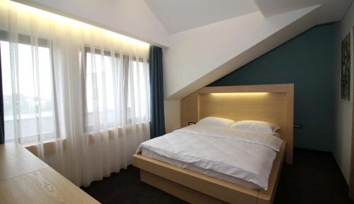 Junior Suite with Balcony