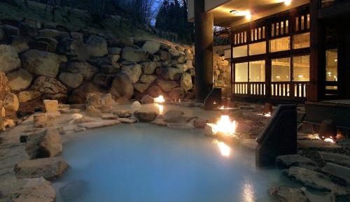 Japanese-Style Room - Non-Smoking - South Building