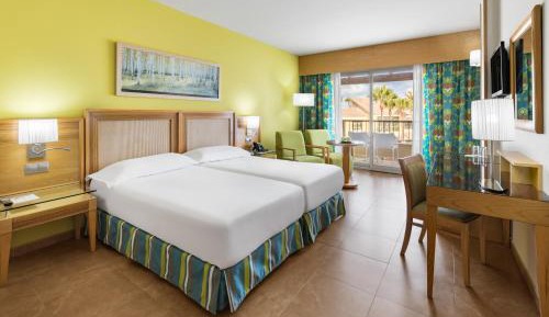 Superior Family Room 