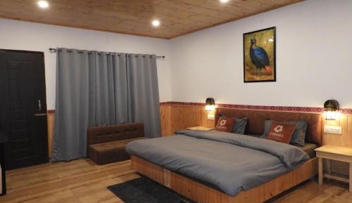 Family Room with Mountain View