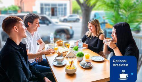 Deluxe Suite with Spa Bath