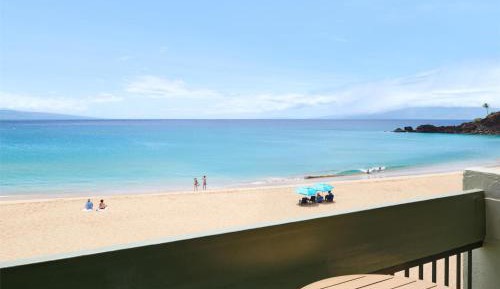 Signature Oceanfront 1 King Bed