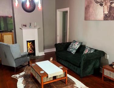 Basic Triple Room with Shared Bathroom