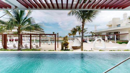 Swim out Princess Junior Suite