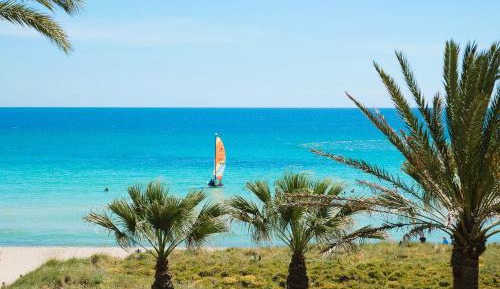 Apartment with Frontal Sea View