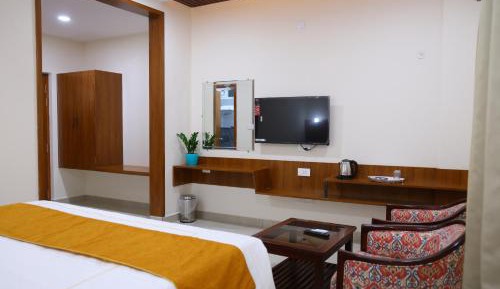 Deluxe King Room