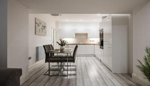 Two-Bedroom Deluxe Apartment