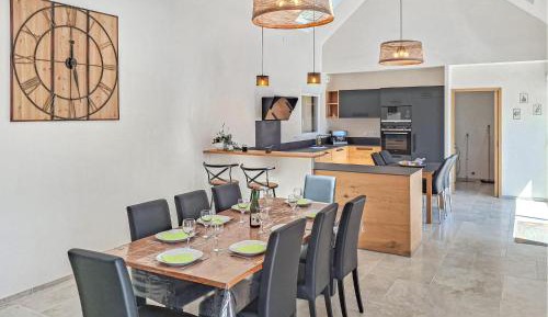 Four-Bedroom Vacation Home