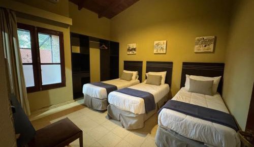 Triple Room with Private Bathroom