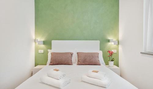 One-Bedroom Standard Apartment