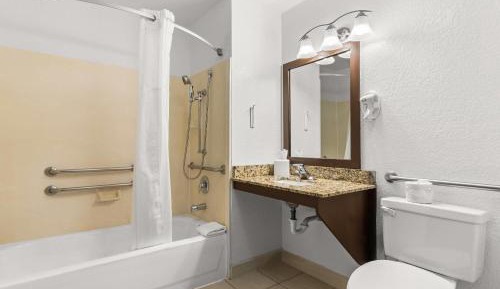 King Room - Disability Access/Non-Smoking