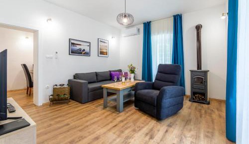 Four-Bedroom Vacation Home