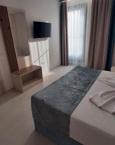 Economy Triple Room