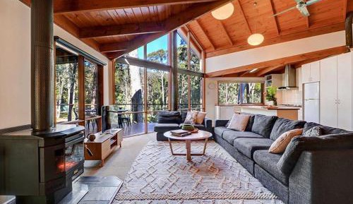Six-Bedroom Holiday Home