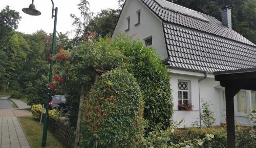 One-Bedroom Apartment with Terrace