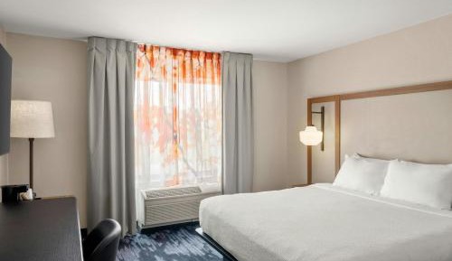 King Room - Hearing Accessible