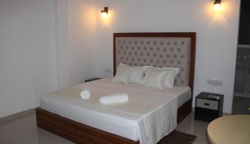 Deluxe Double Room with Bath
