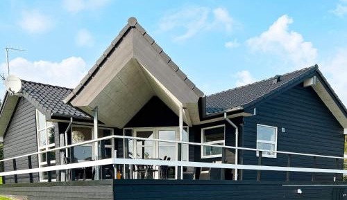 Four-Bedroom Vacation Home