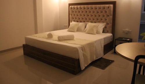 Deluxe Double Room with Bath