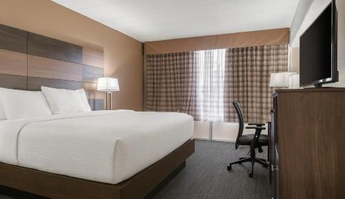 King Room - Non-Smoking