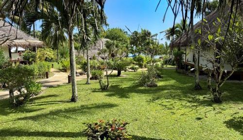 Villa with Garden View