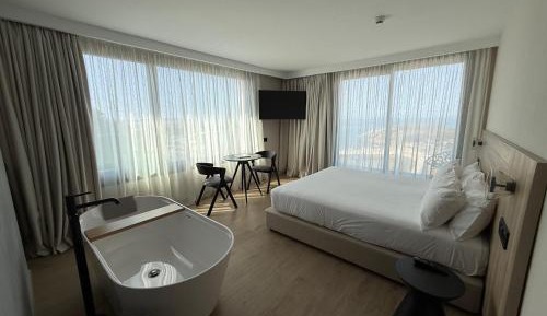 Premium Seaview Double Room with bath and terrace