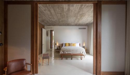 Suite with Garden View