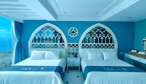 Deluxe Twin Room with Sea View