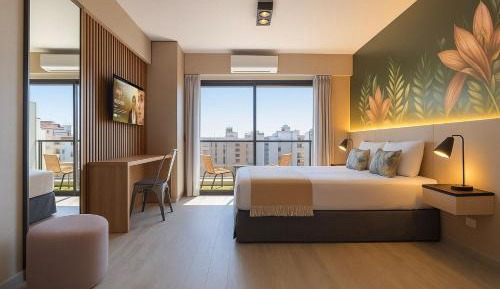 Studio Apartment with Balcony