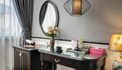 Suite with City View