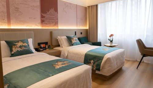 Deluxe Twin Standard Room