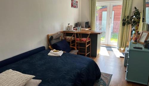 Deluxe Double Room with Shower