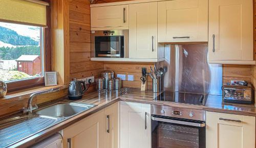 Holiday Home 2