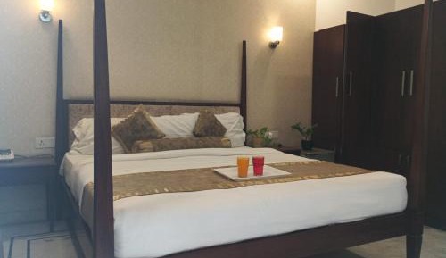 King Room with Balcony