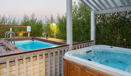 King Room with Pool View