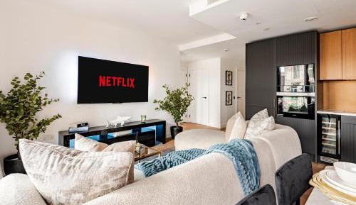 Superior One-Bedroom Apartment with Balcony