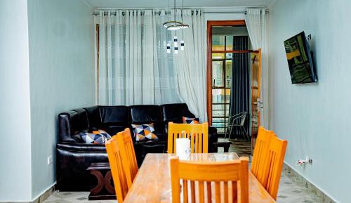 Four-Bedroom Deluxe Apartment